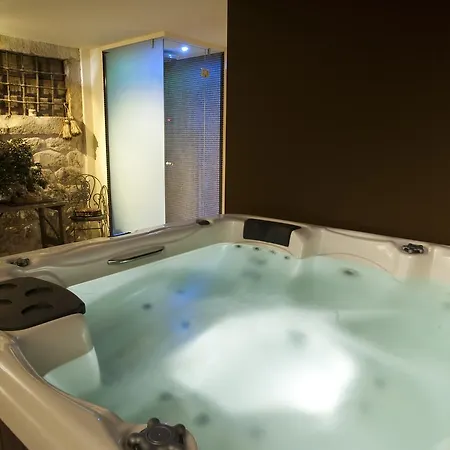 Heraclea House 別荘 フヴァル